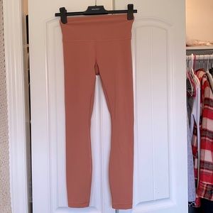 Lululemon wunder under coral pink